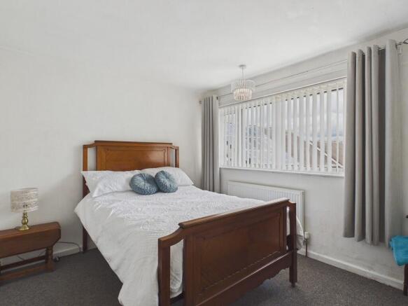 3 bed Semi-Detached for sale Image 10