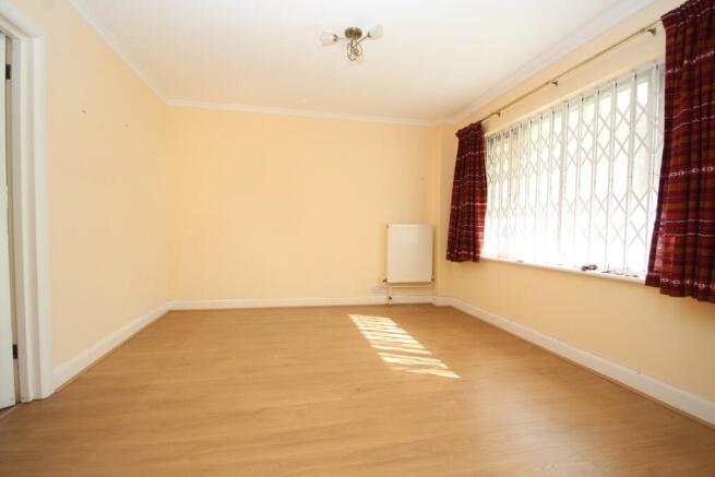 Lindsay Road, BRANKSOME PARK, BH13 photo 4