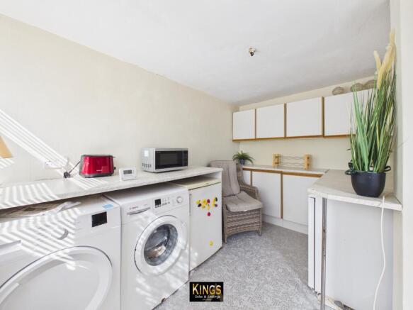 3 bed Detached for sale Image 10