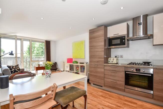 Kitchen/Dining area
