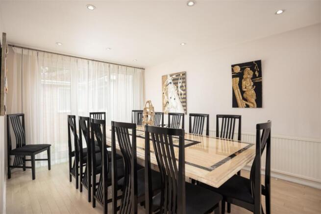 3 bed Detached Bungalow for sale Image 8