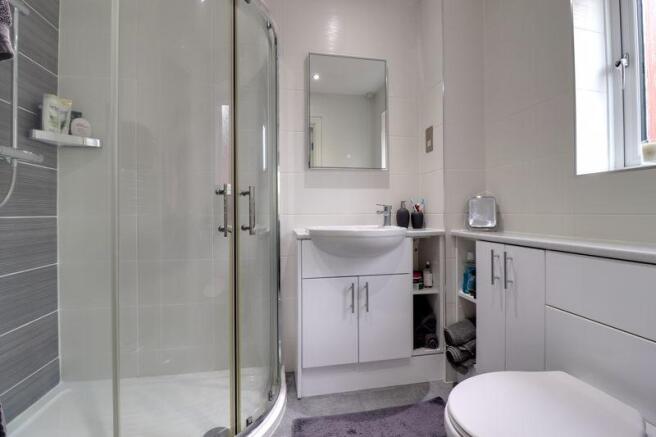 En-Suite Showe...