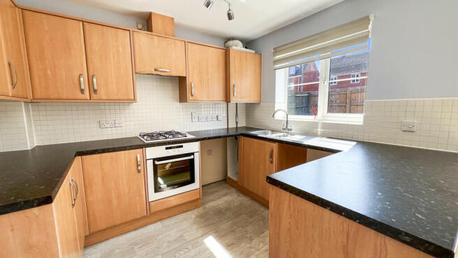 Kitchen/dining ro...