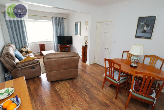 2 bed Detached Bungalow for sale Image 4