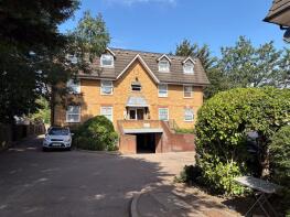 52, Millstream Close, London N13 6EF