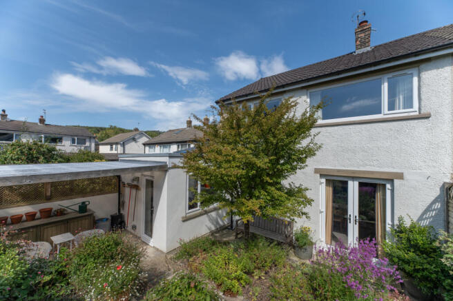 3 bed Semi-Detached for sale Image 4