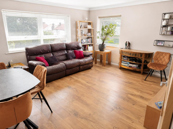 For Sale by Aspire Residential | Tarring Gate