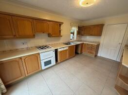 10, Mandalay Drive, Bourne PE10 9YG