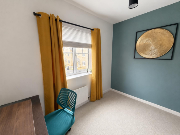 4 bed Town House for sale Image 10
