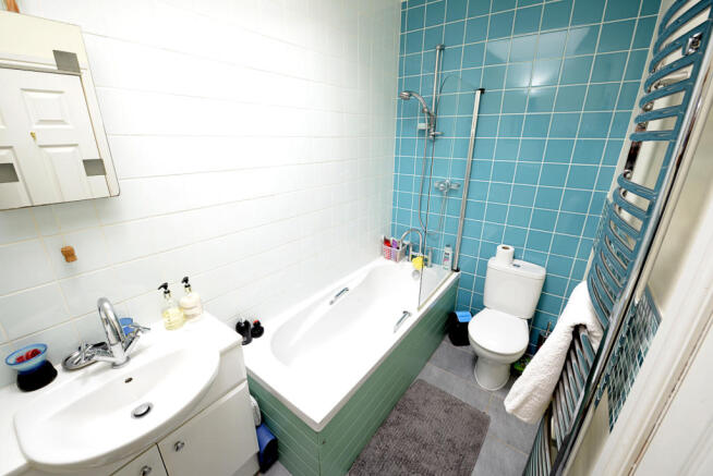 Photo 10