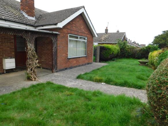 Front Garden 1