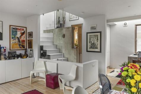 Victoria Mews, London, NW6