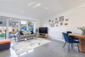 23, Huxley Drive, Oxted RH8 9BZ