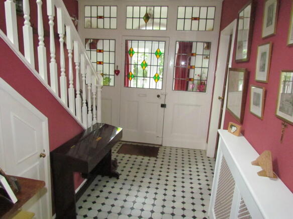 Photo 9