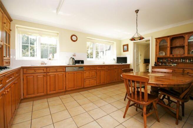 Kitchen/Breakf...