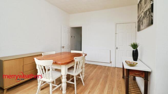 2 bed Terraced for sale Image 6