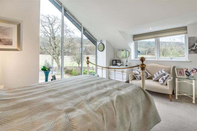 Bedroom...jpg