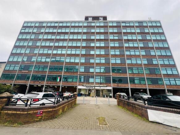 WhatsAppb Image 2025-03-03 at 16.10.58.jpeg