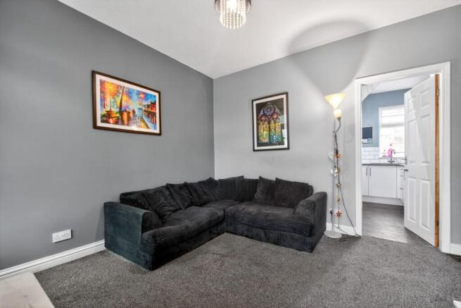 2 bed Terraced for sale Image 6