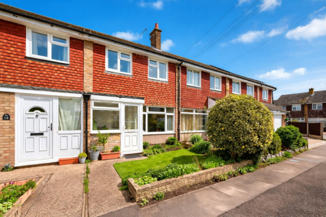 Landon Way, Ashford