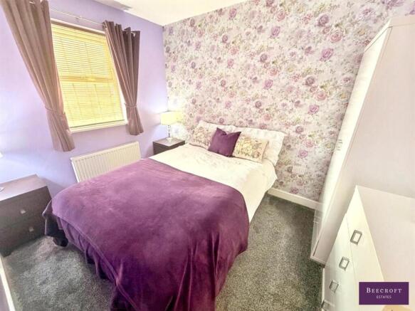 4 bed Town House for sale Image 12