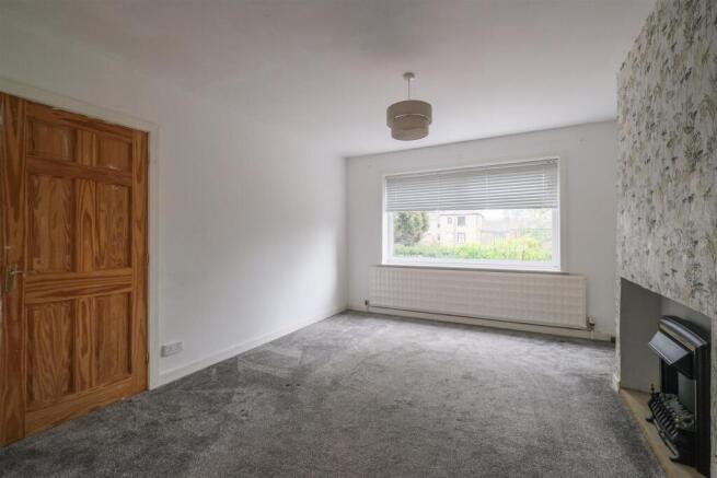 3 bed Semi-Detached for sale Image 5