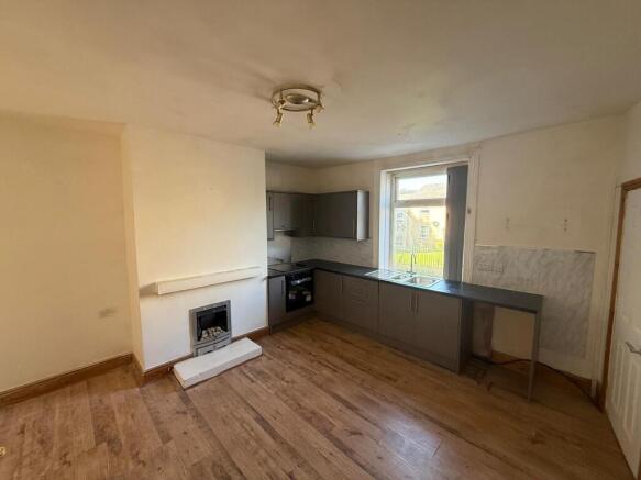Living room/kitchen