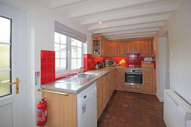 KITCHEN 1