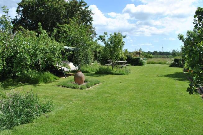 GARDEN