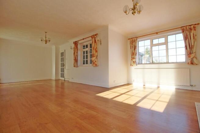 Sitting Room/Dining