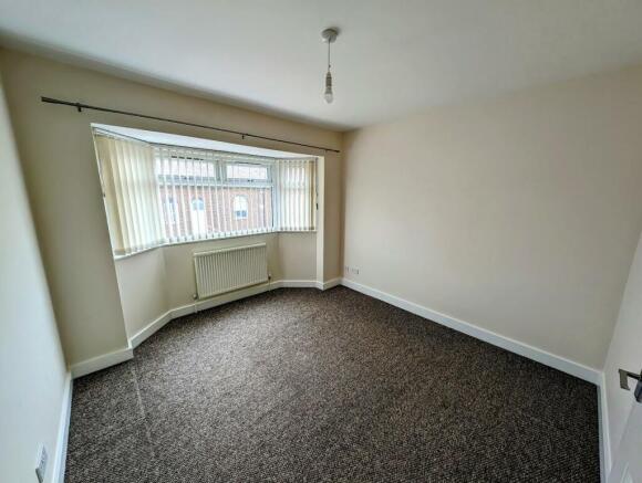 13 Moorpark Avenue Bedroom 1.jpg