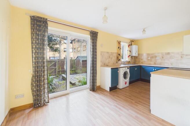 CAM03259G0-PR0236-STILL001