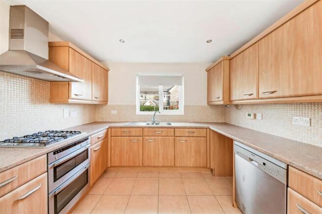 KITCHEN 3.jpg
