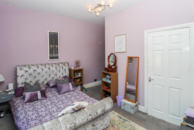 3 bed Detached for sale Image 8