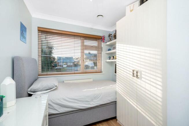 bedroom 2.jpeg