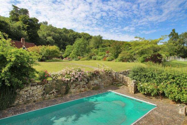 Pool & Garden.jpg