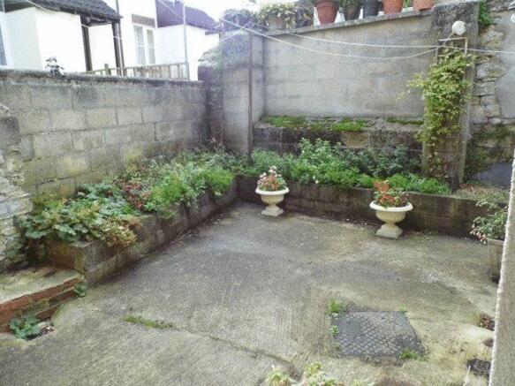 Courtyard Garden