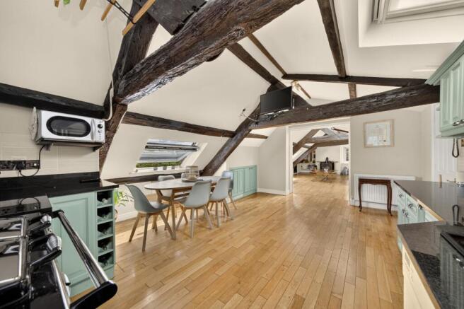 2 bed Apartment for sale Image 12