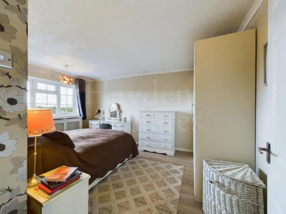 Photo 32