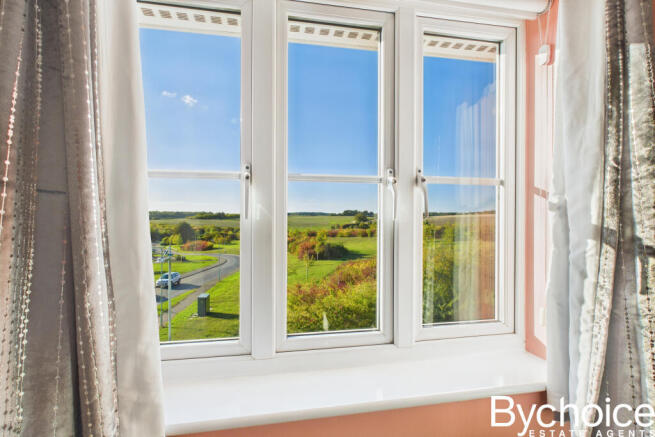 CAM05454G0-PR0055-STILL025