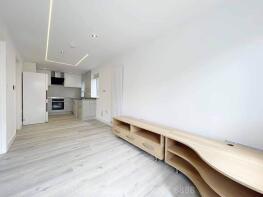 16, Southbourne Avenue, Colindale, London NW9 5BT