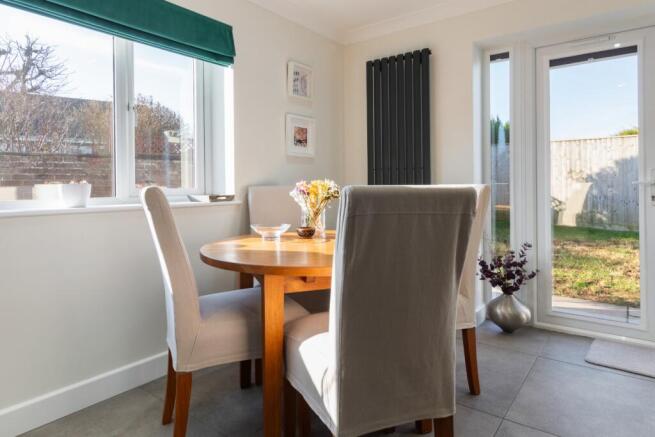 Living/Dining Area