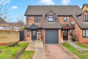 10, Kestrel Way, Royston SG8 7XW