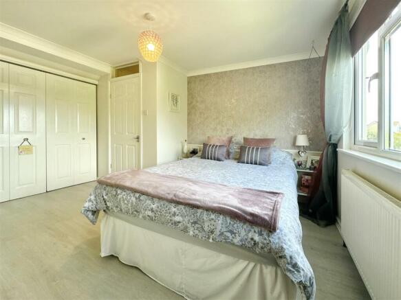 Bedroom 2.JPG