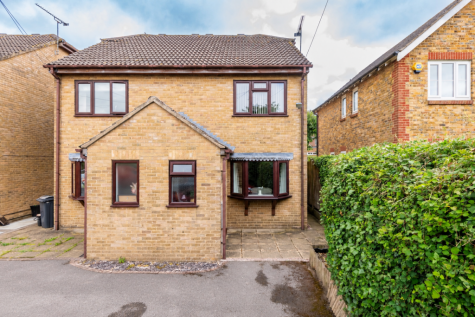 Marsham Close, Harrietsham, Kent, ME17