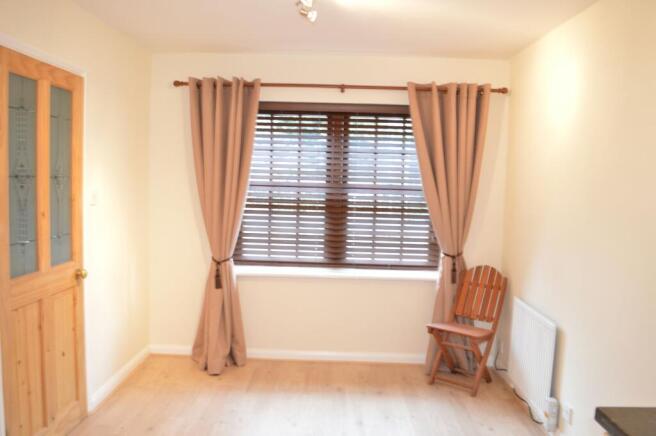 Kitchen/Dining Room 2