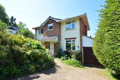 Wonderful Detached Home in Didsbury Close, Bristol