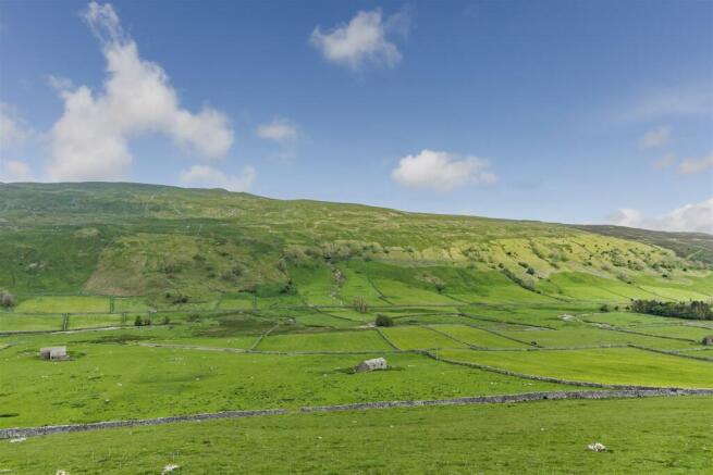 LOT 1 - Land at Littondale (360 acres)_0035.jpg