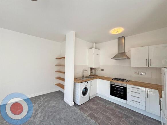 WhatsApp Image 2025-03-24 at 18.32.32 (1).jpeg