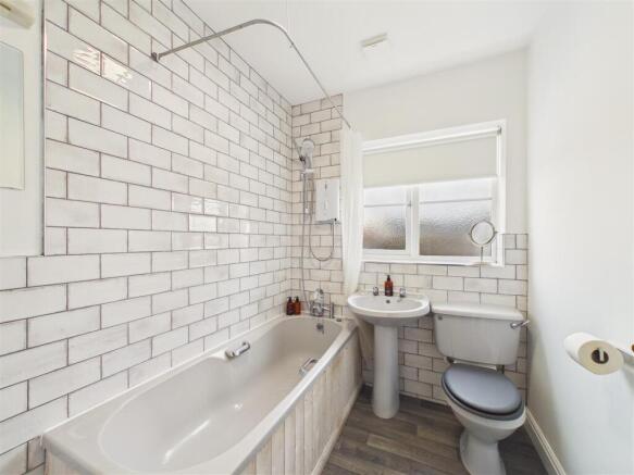 3 bed Mews for sale Image 6